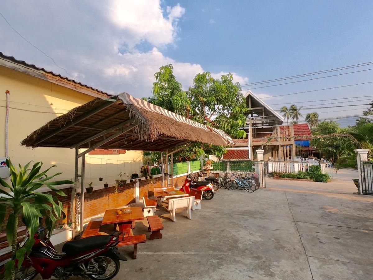 Moon'S House Hotel Luang Prabang Exterior foto